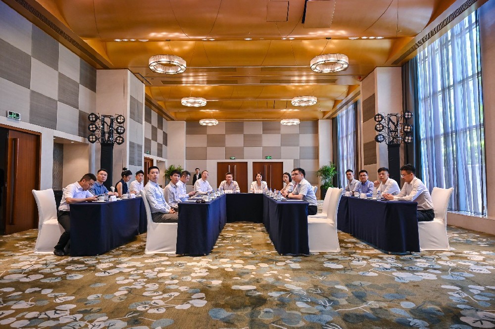 正式签约中国建设银行